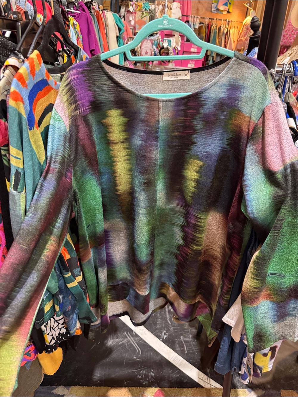 Jess & Jane Multicolor Wave-Print Women's Top